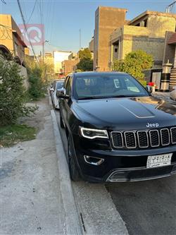 جیپ گراند شیرۆکی